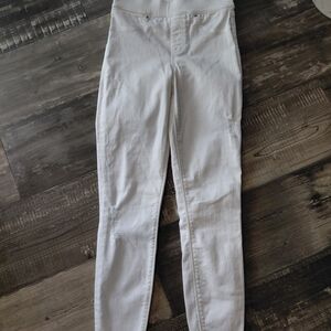 SPANX White Women Distressed Skinny Jeans